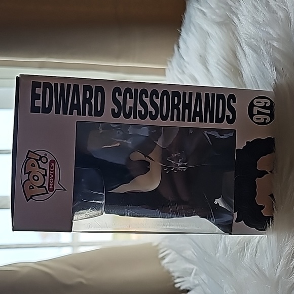 FUNKO POP EDWARD SCISSORHANDS - Picture 6 of 16